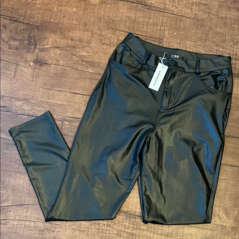 🆕Black Faux Leather Pants